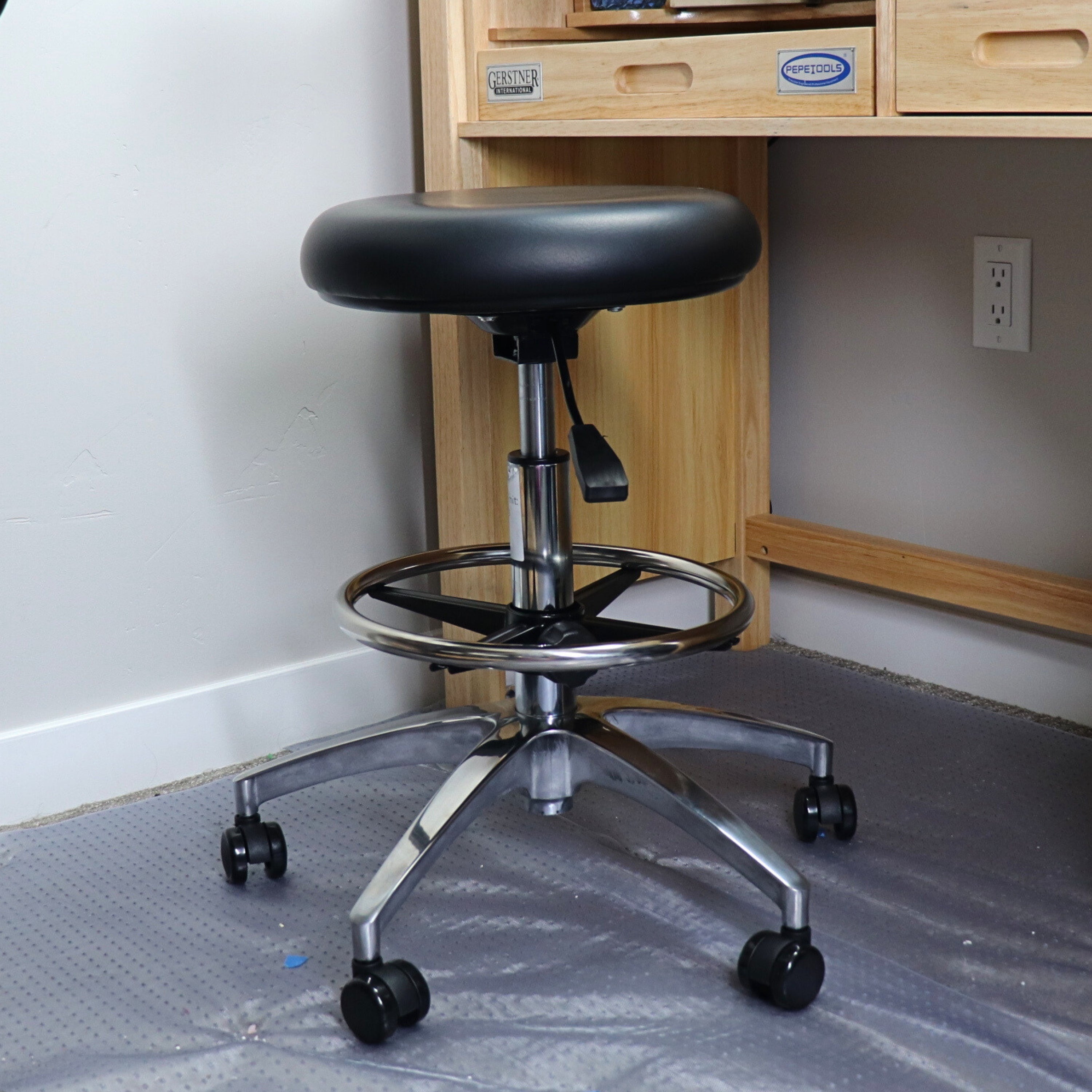 Professional Guitar Tech Bench Stool w/ Hydraulic Lift & Footrest - Randy's LLC