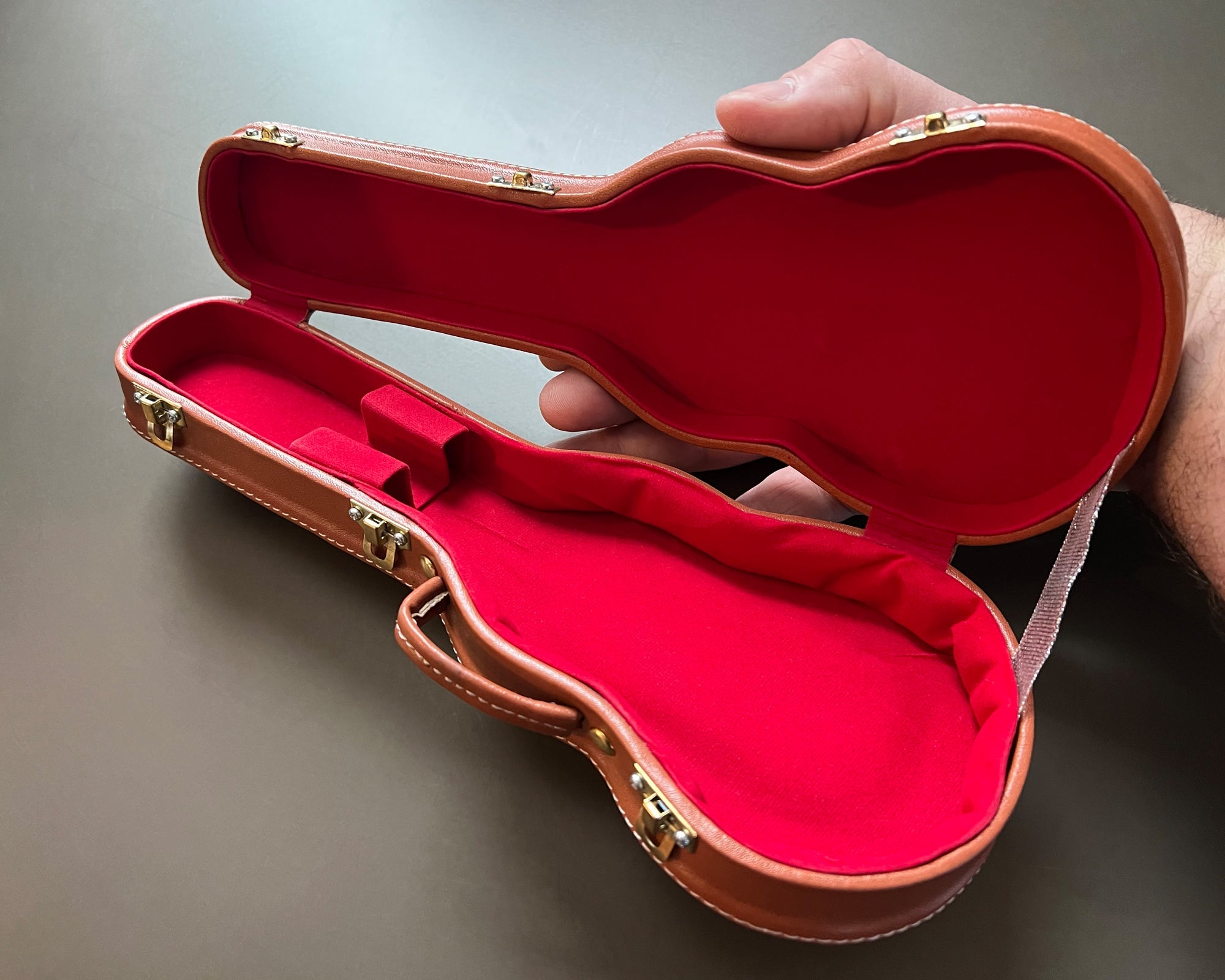 Miniature Gibson Les Paul Original Hardshell Case Brown - 1:4 Scale - Randy's LLC