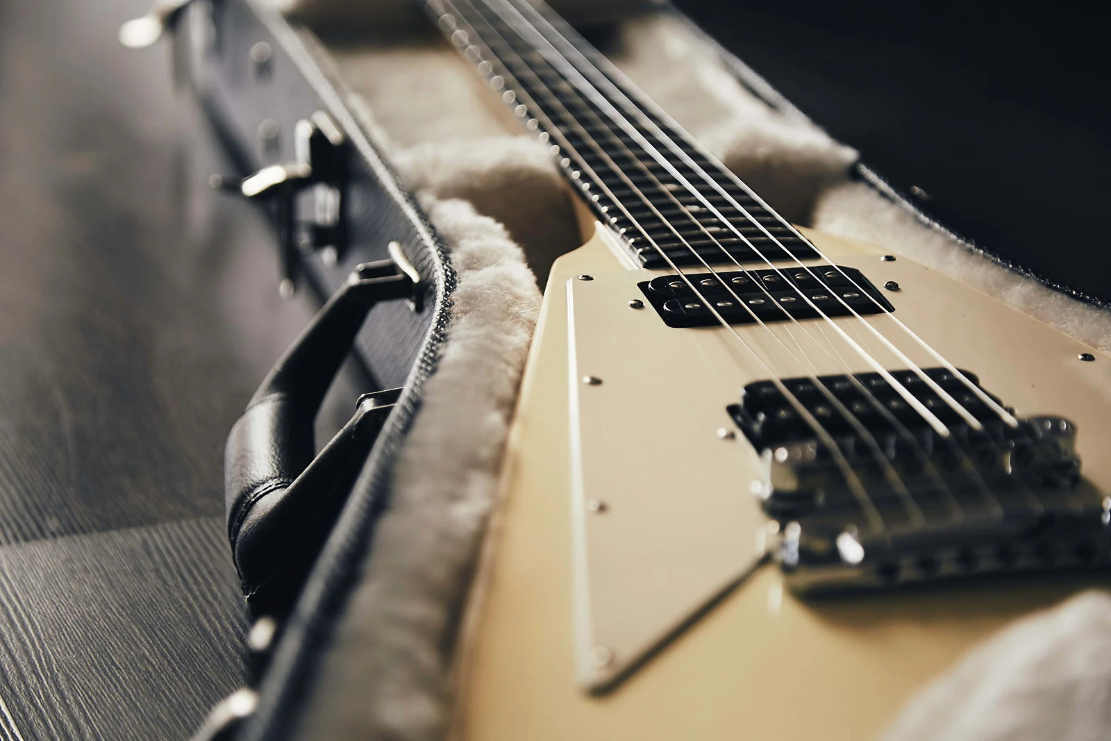 Advanced Plating® Guitar Parts on Gibson® Flying V®