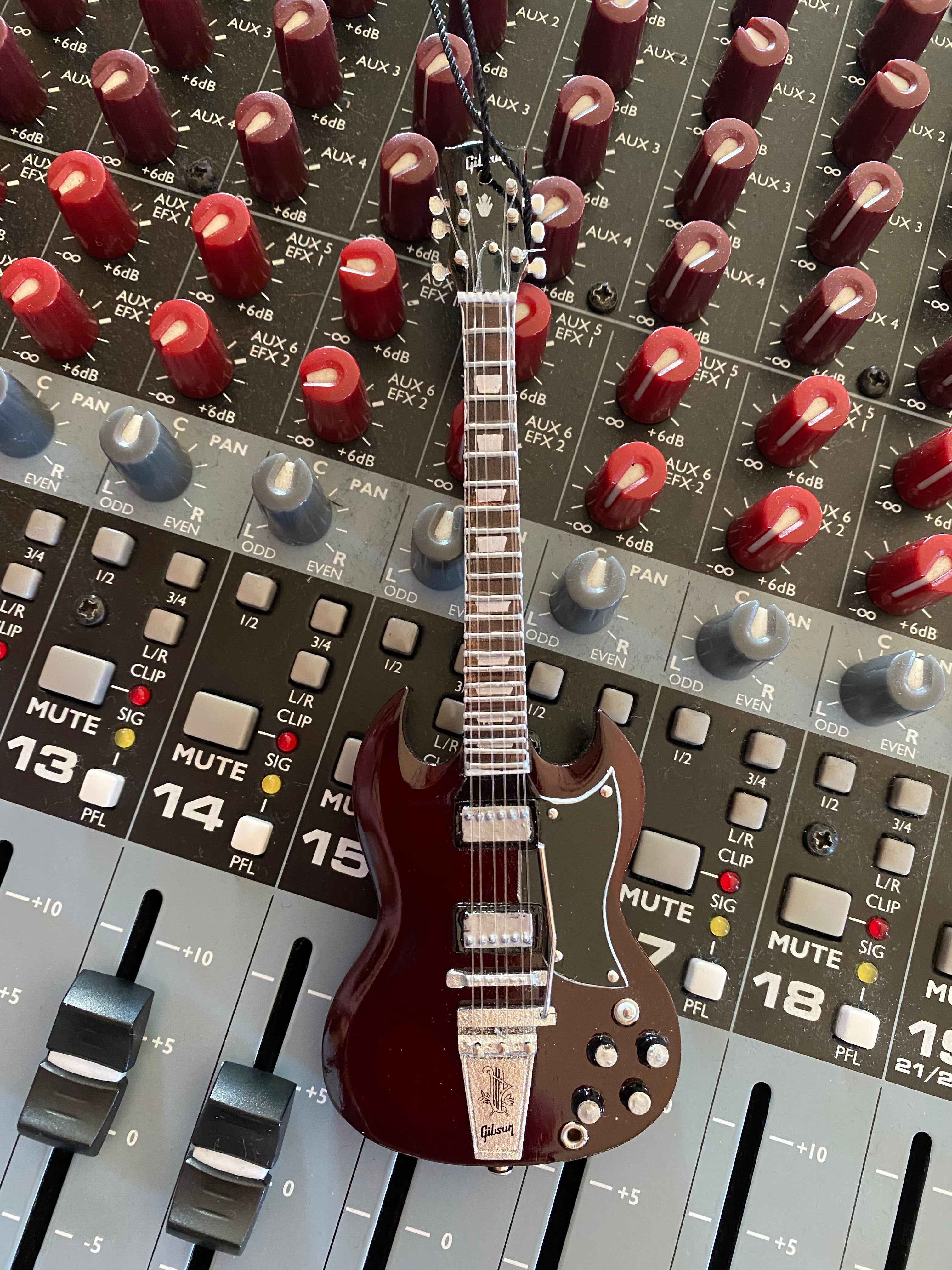 6" Gibson 1964 SG Standard Cherry Guitar Holiday Ornament - Randy's LLC