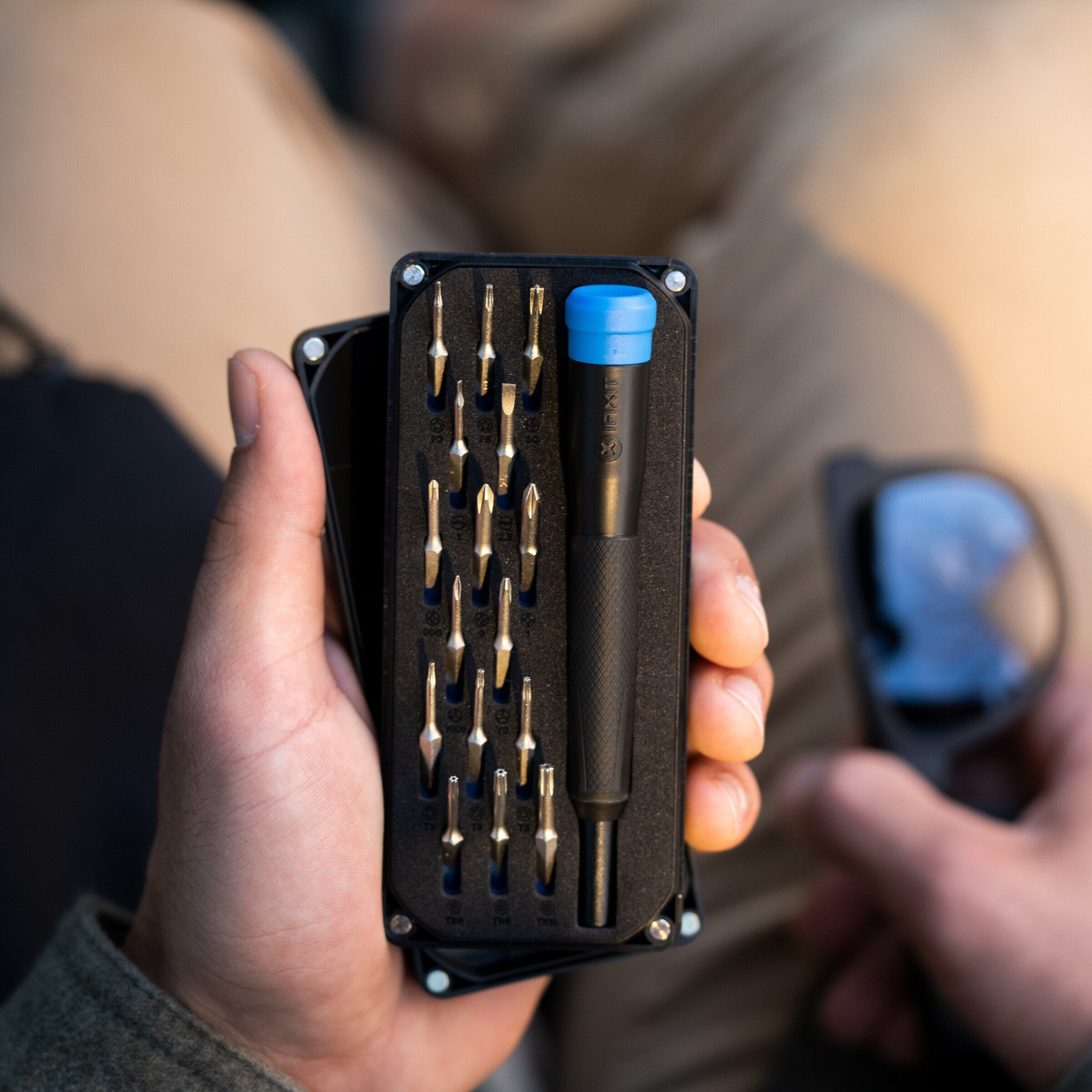 Minnow Portable Guitar Repair Driver Kit w/ 16 Bit Drivers - Randy's LLC