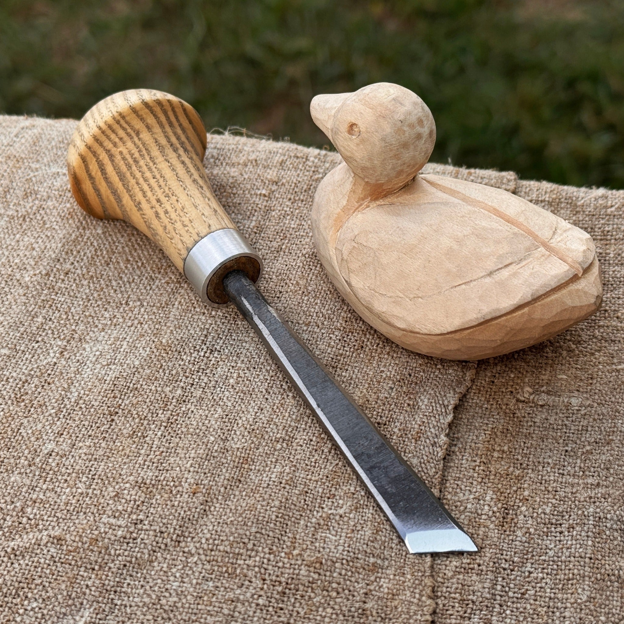 Angled Bevel Carving Chisel with Palm Handle – 10 mm (0.39 inches) - Randy's LLC