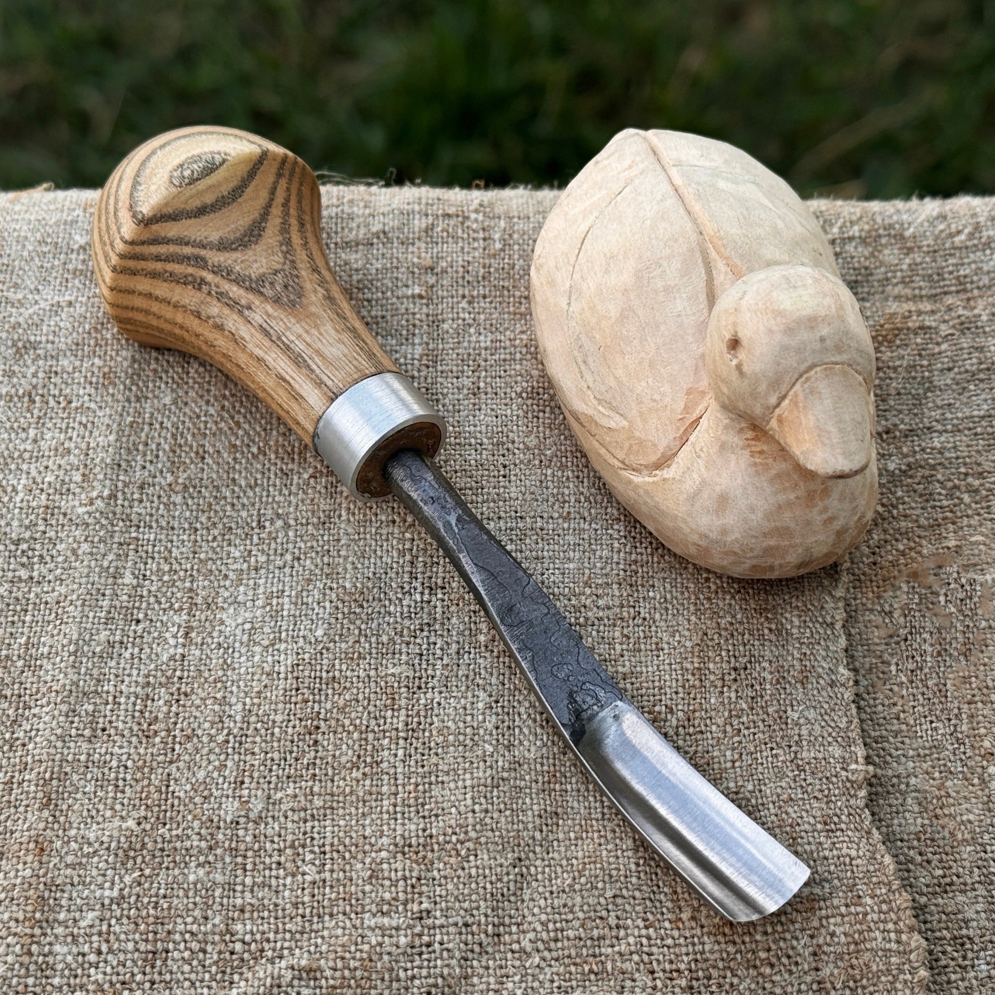 Bent Carving Gouge with Palm Handle – 8 mm / 12 mm (0.31 / 0.47 inches) - Randy's LLC