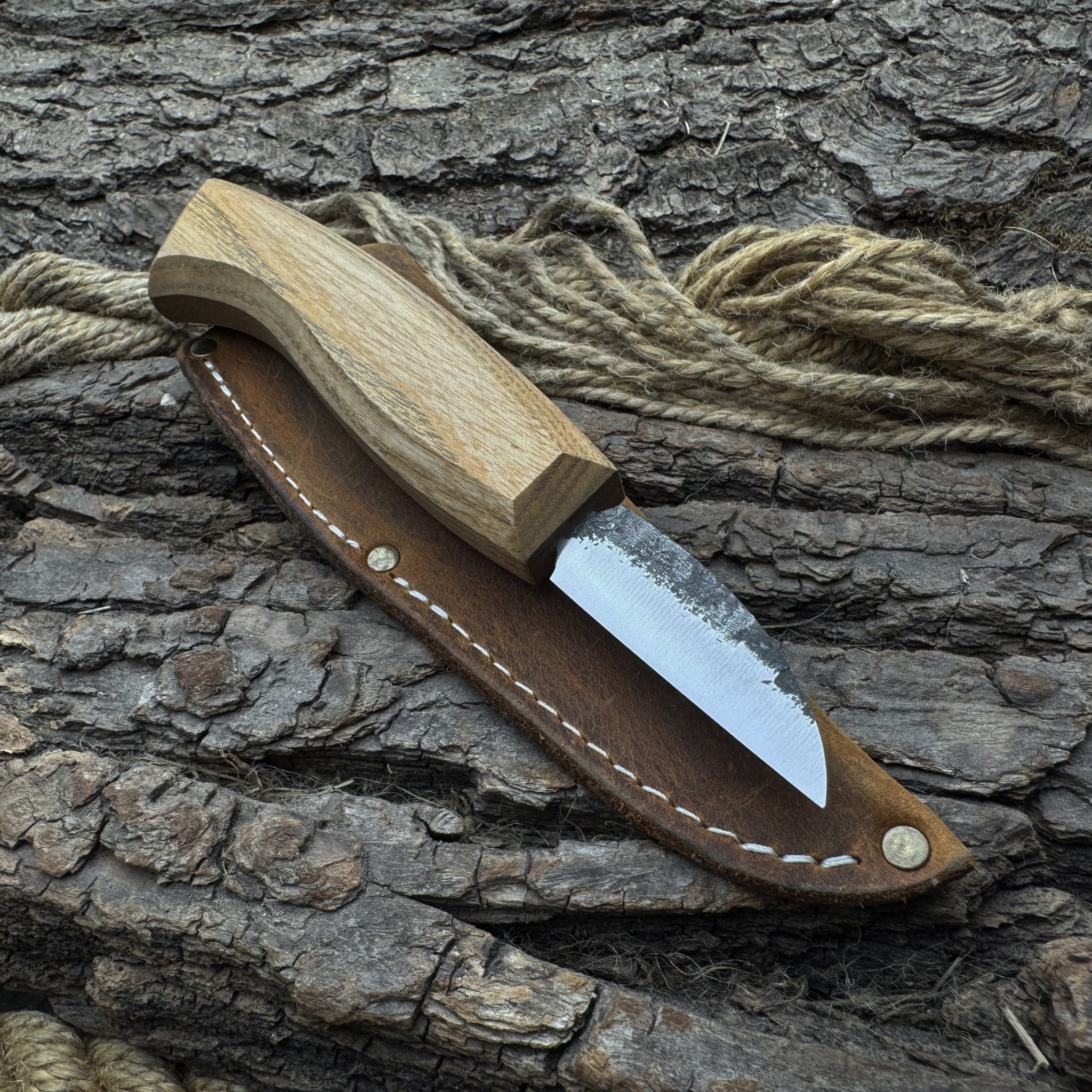 Detail Wood Carving Knife with Leather Sheath, Blade 5 cm (1.97 inches) - Randy's LLC