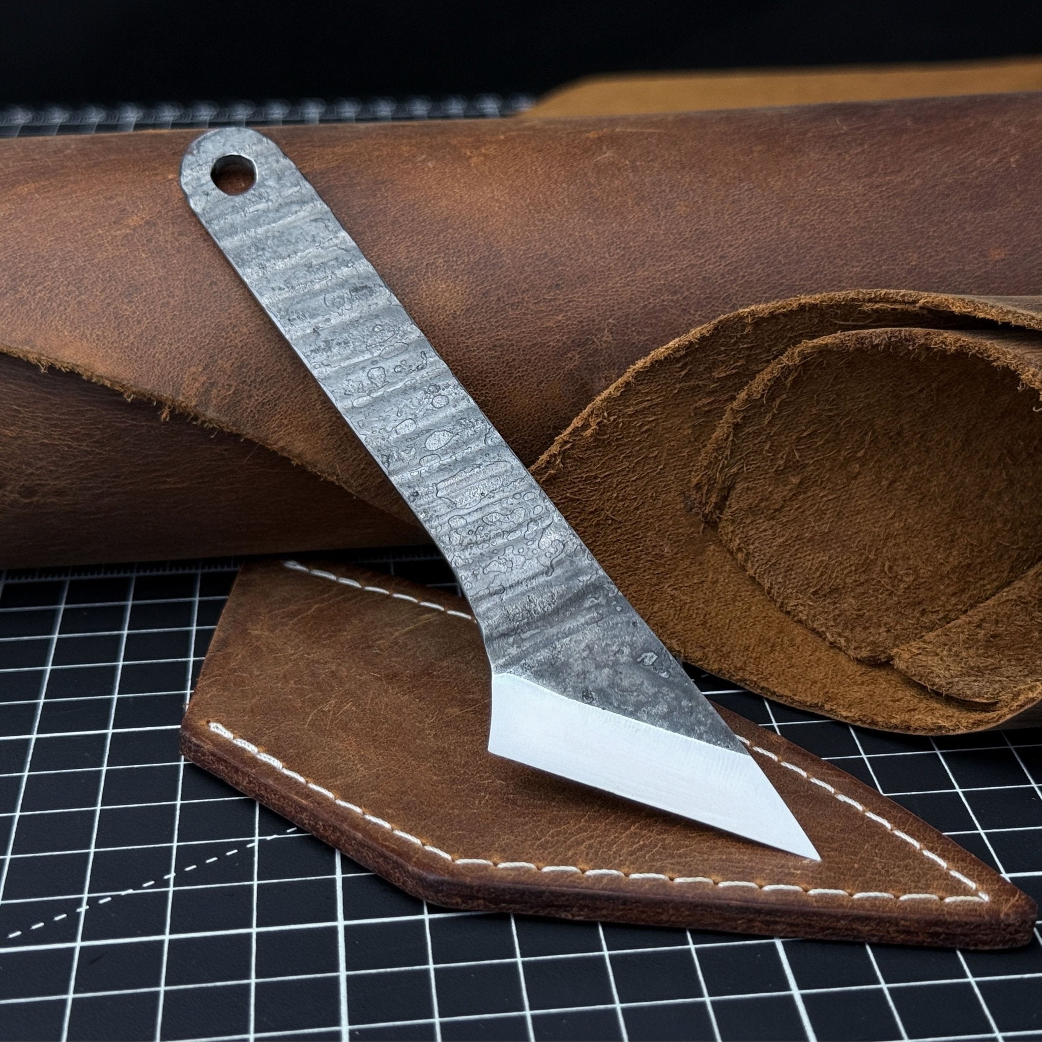 Hand-Forged Kiridashi Knife, 14 cm (5.51 inches) with Leather Sheath - Randy's LLC