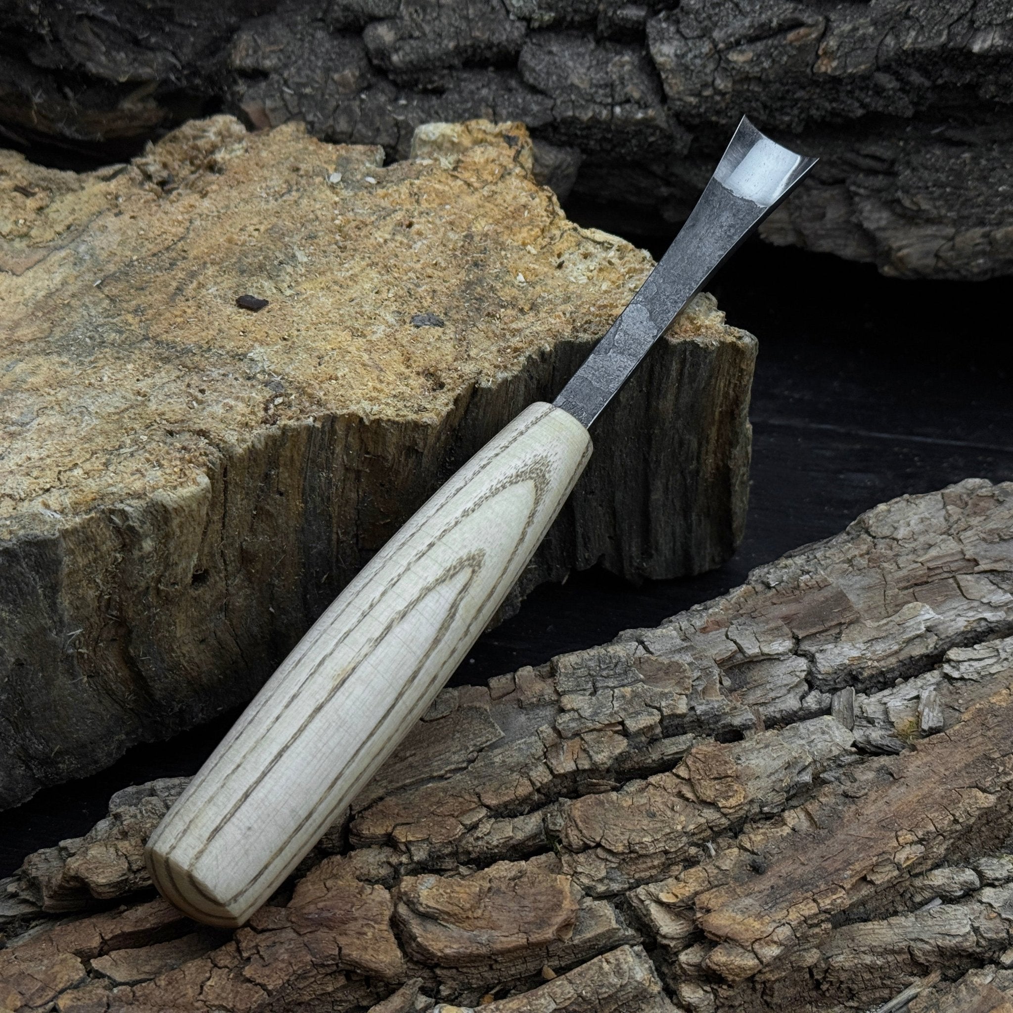 Small Fishtail Chisel – 15 mm / 20 mm (0.59 / 0.79 inches) - Randy's LLC