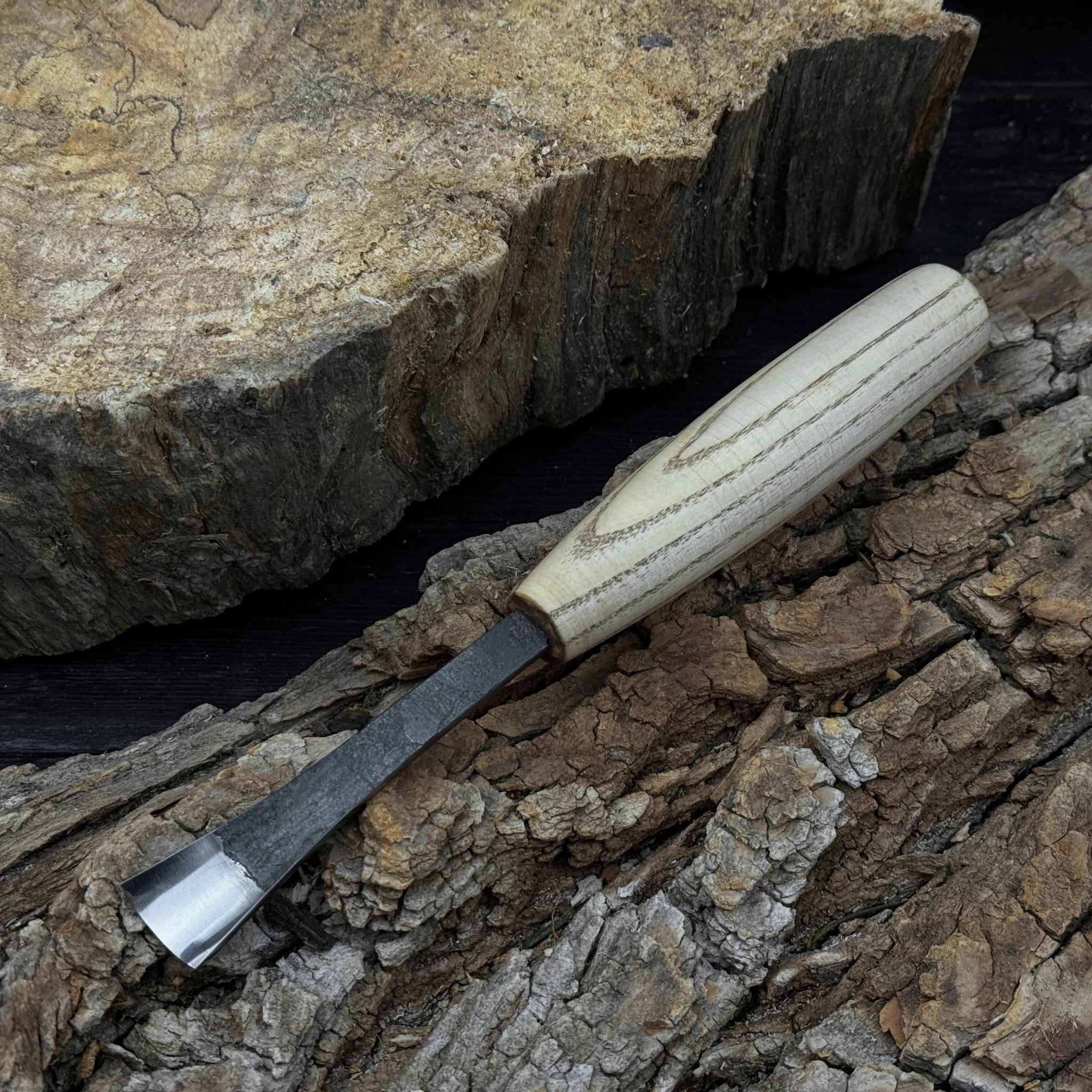 Small Fishtail Chisel – 15 mm / 20 mm (0.59 / 0.79 inches) - Randy's LLC