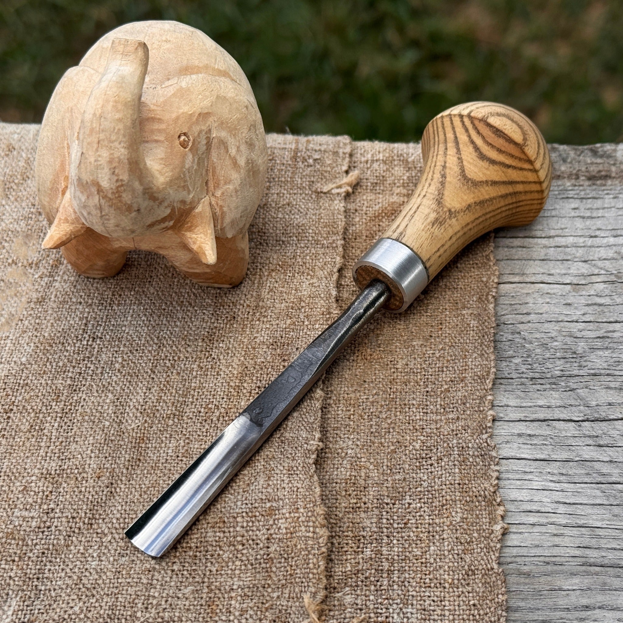 Straight Carving Gouge with Palm Handle, 5 - 12 mm (0.20 - 0.47 inches) - Randy's LLC