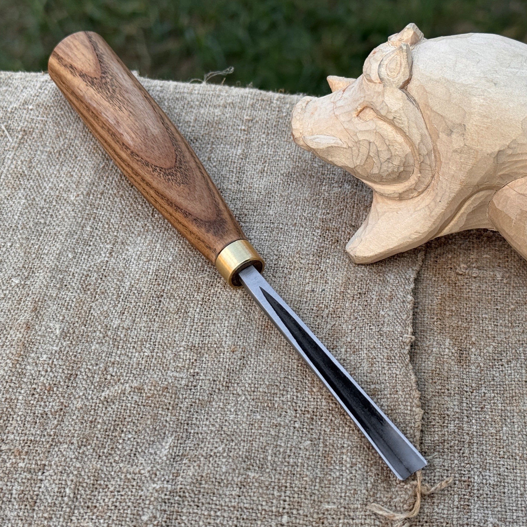 V-Parting Chisel 60 Degree, blade 6 mm (0.24 inches) - Randy's LLC